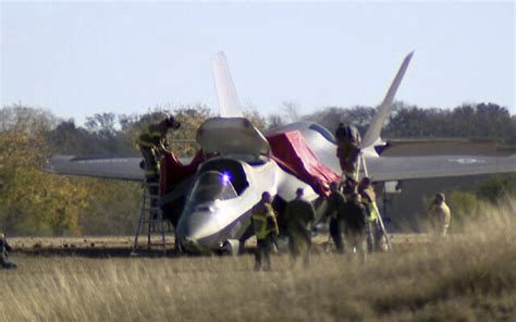 texas fighter jet crash